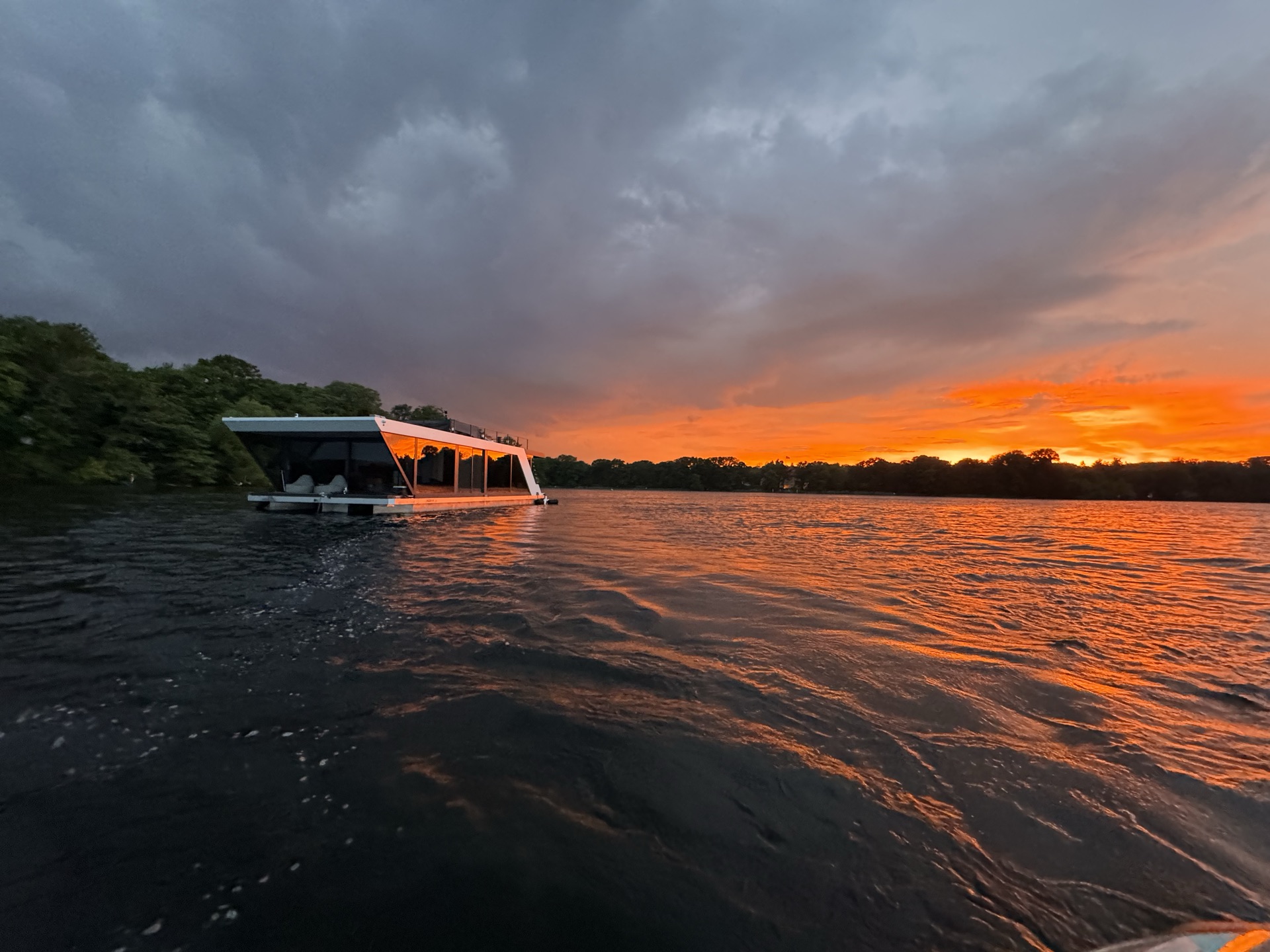 LakeView bei Sonnenuntergang